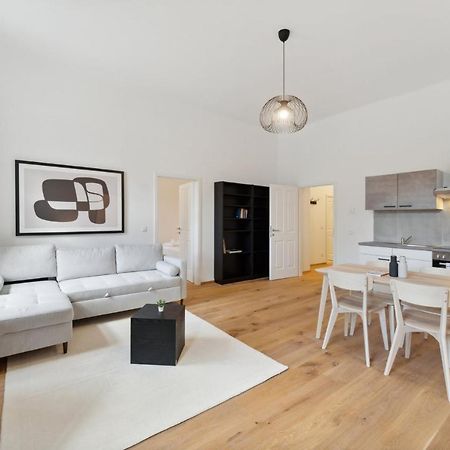 Center Wien Designer Central Modern Apartment ภายนอก รูปภาพ