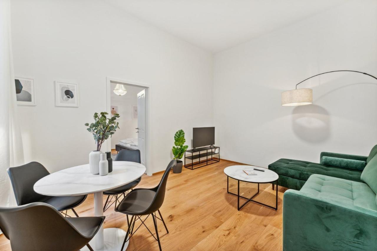 Center Wien Designer Central Modern Apartment ภายนอก รูปภาพ