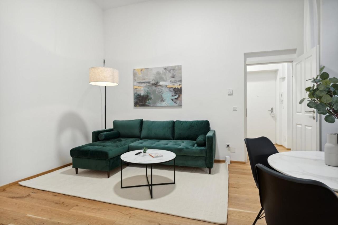 Center Wien Designer Central Modern Apartment ภายนอก รูปภาพ