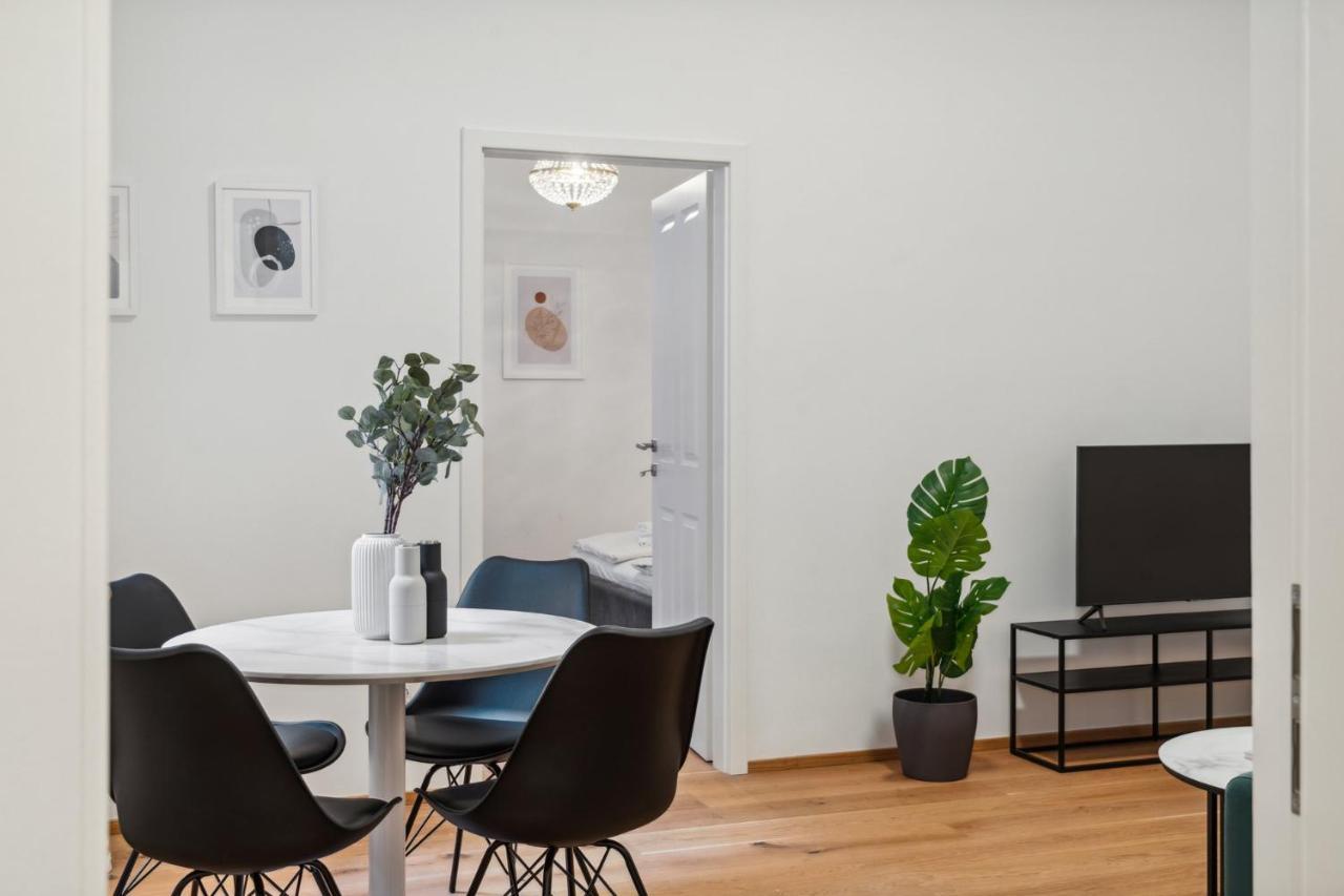 Center Wien Designer Central Modern Apartment ภายนอก รูปภาพ