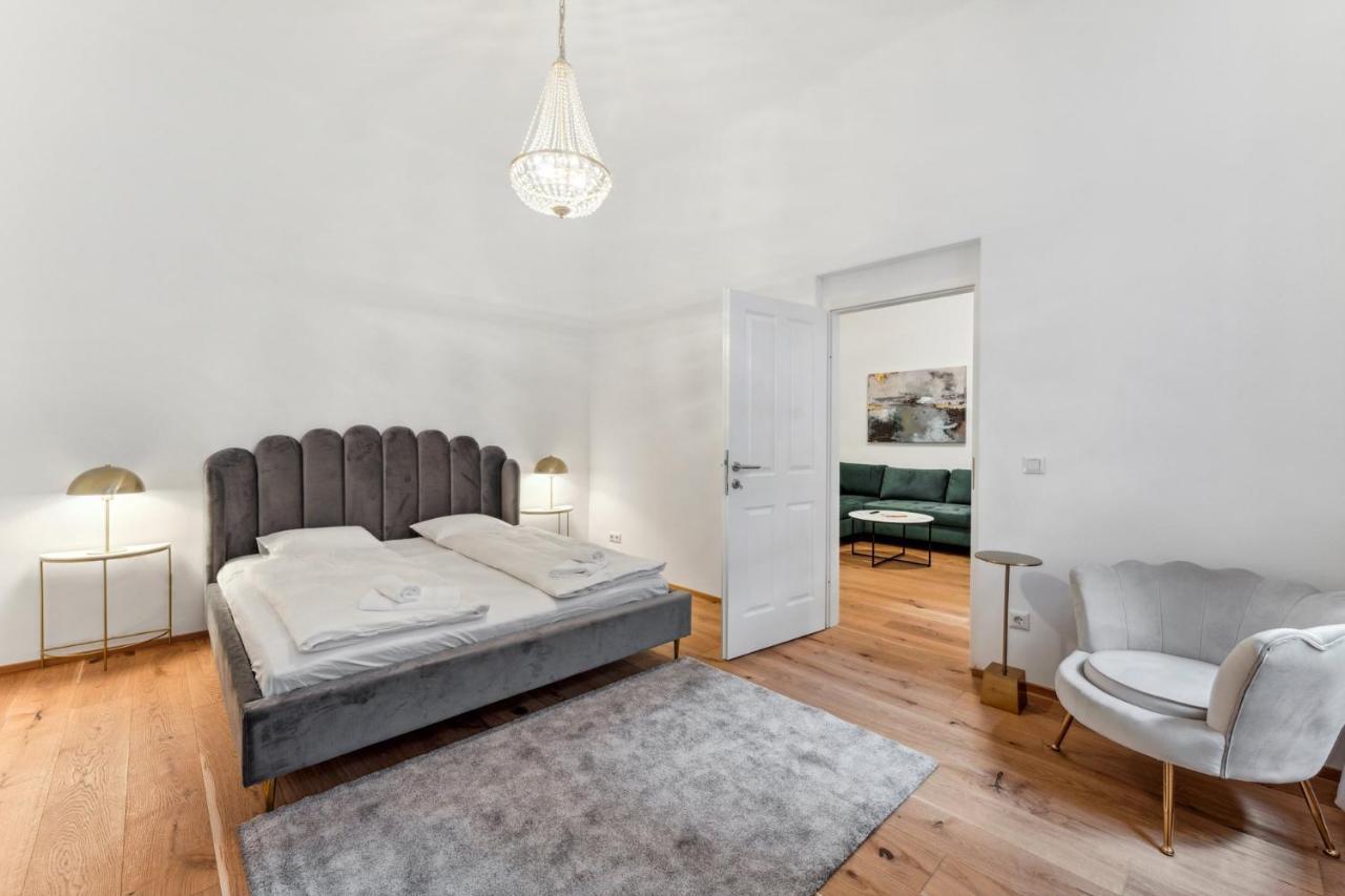 Center Wien Designer Central Modern Apartment ภายนอก รูปภาพ
