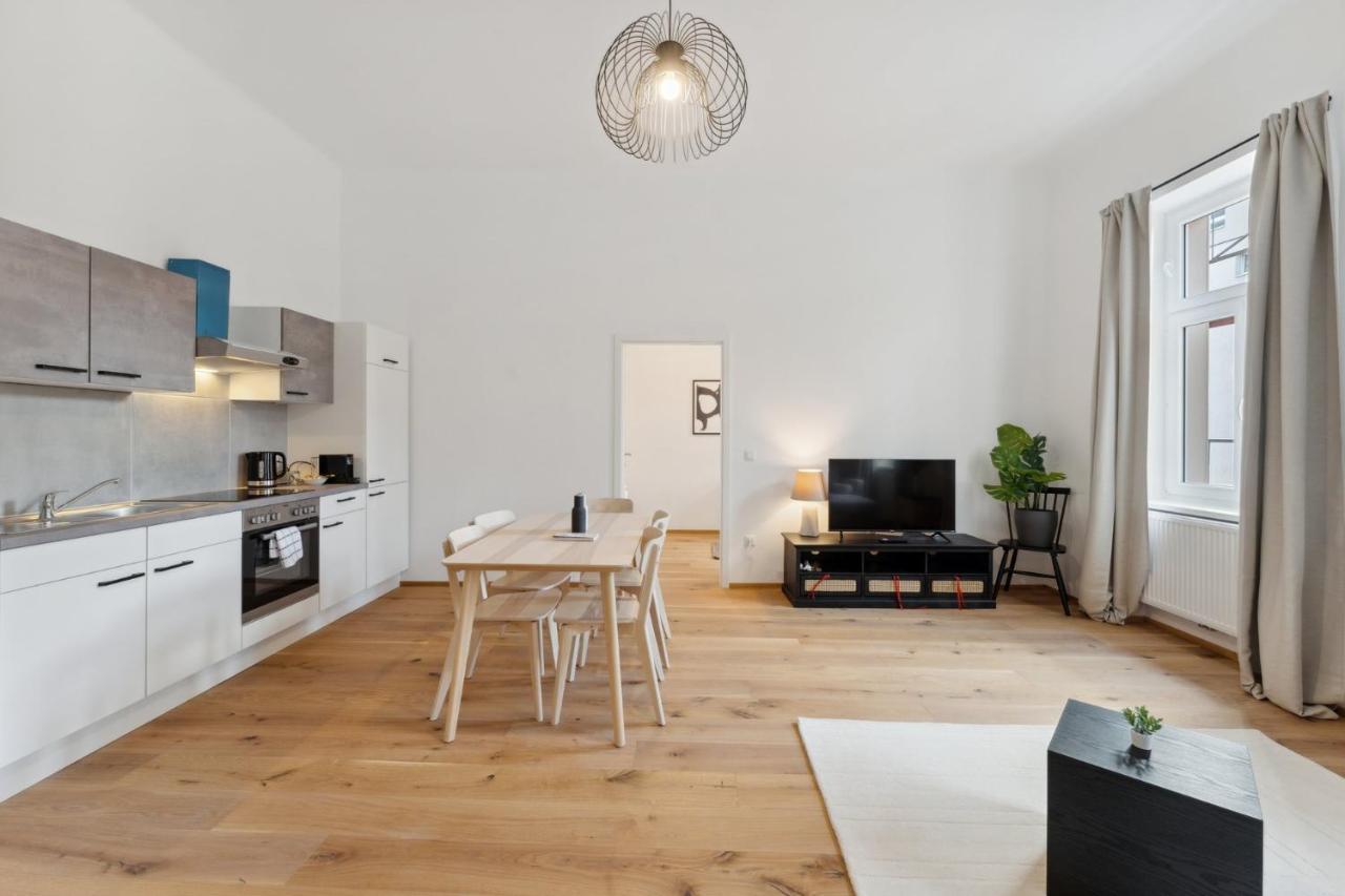 Center Wien Designer Central Modern Apartment ภายนอก รูปภาพ