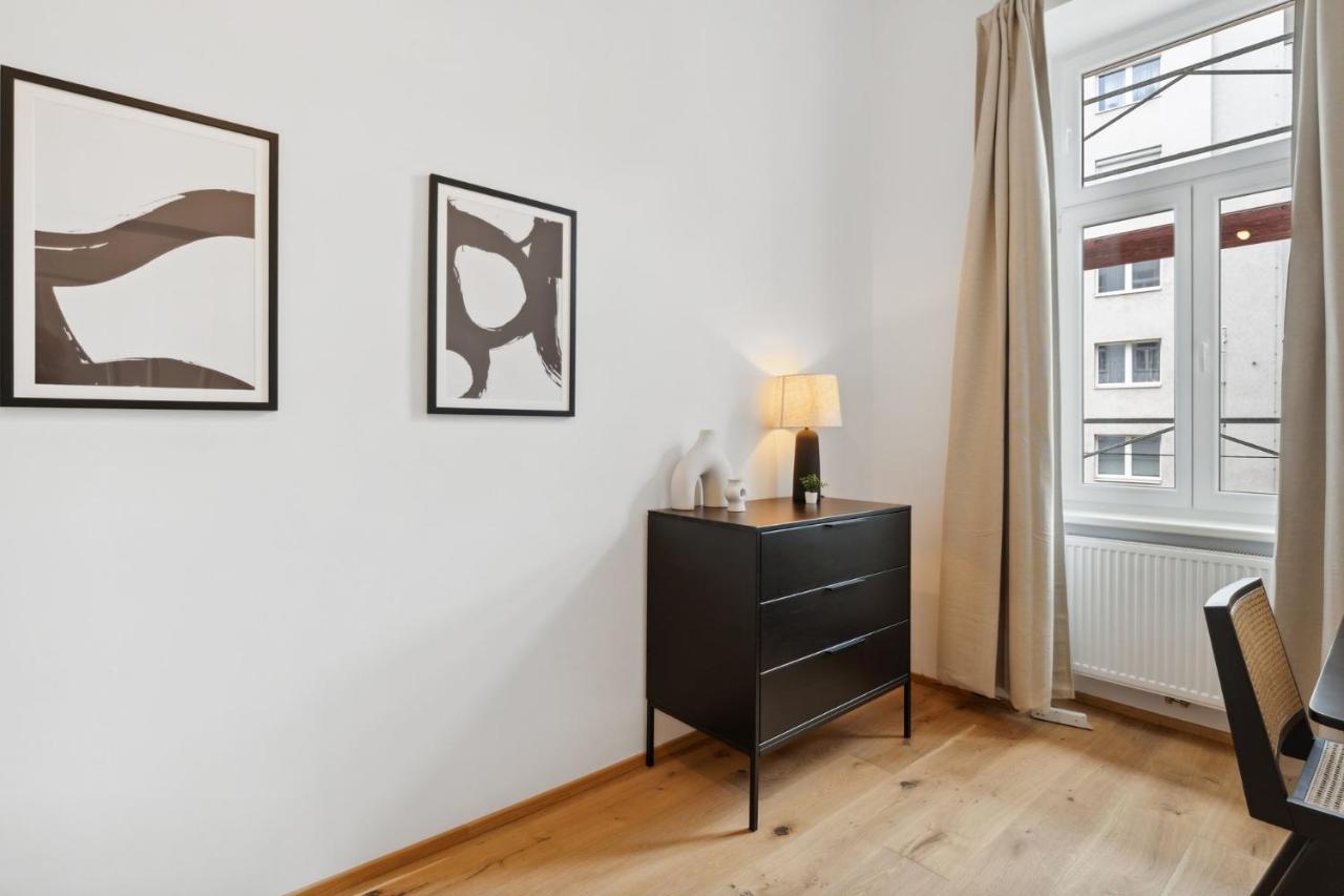 Center Wien Designer Central Modern Apartment ภายนอก รูปภาพ