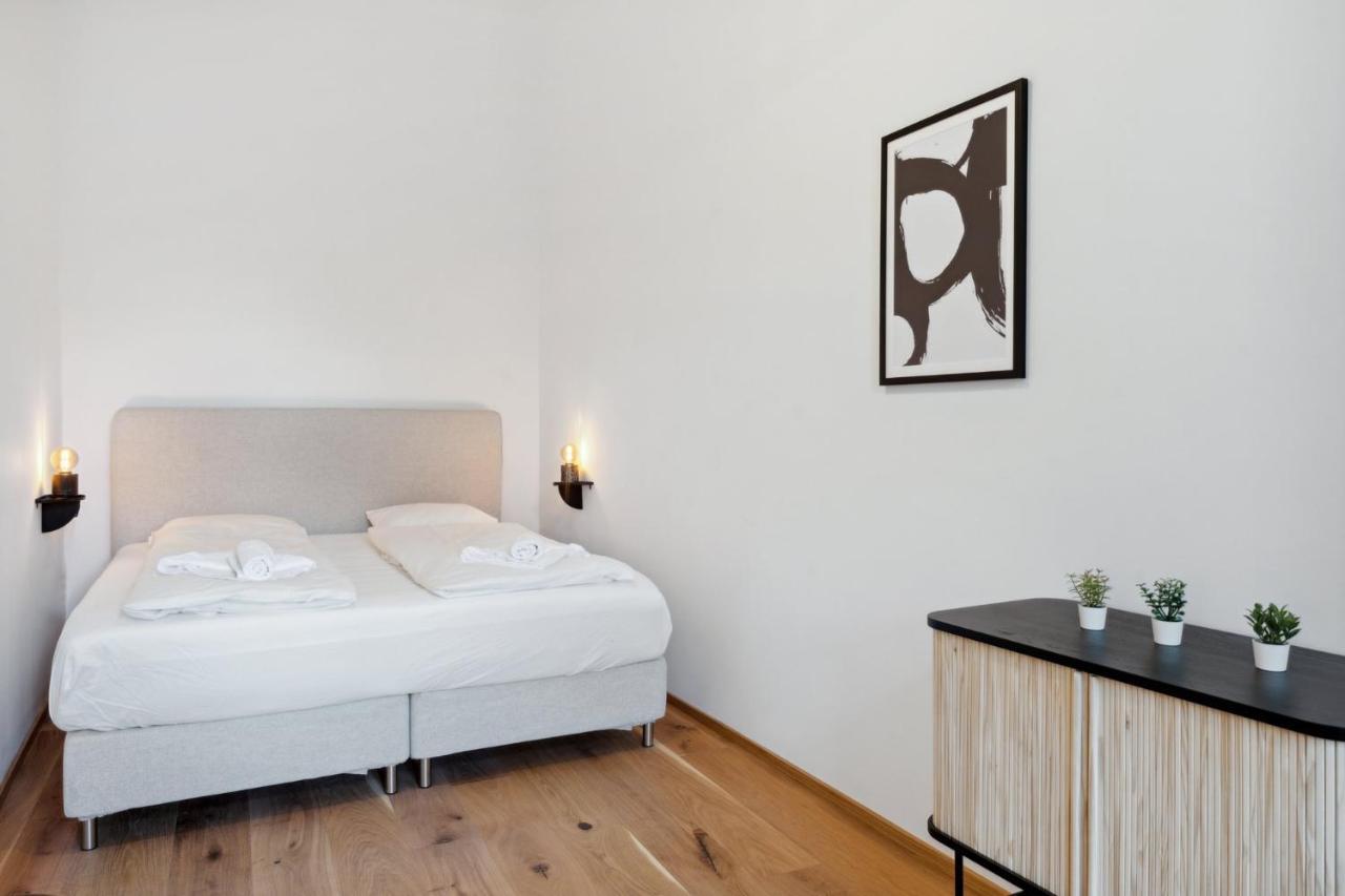 Center Wien Designer Central Modern Apartment ภายนอก รูปภาพ