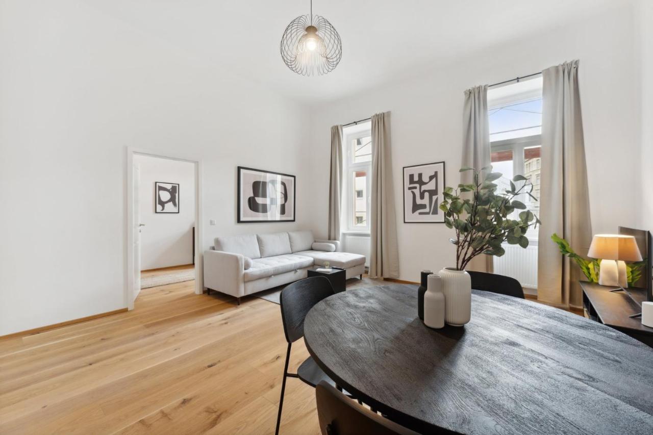 Center Wien Designer Central Modern Apartment ภายนอก รูปภาพ